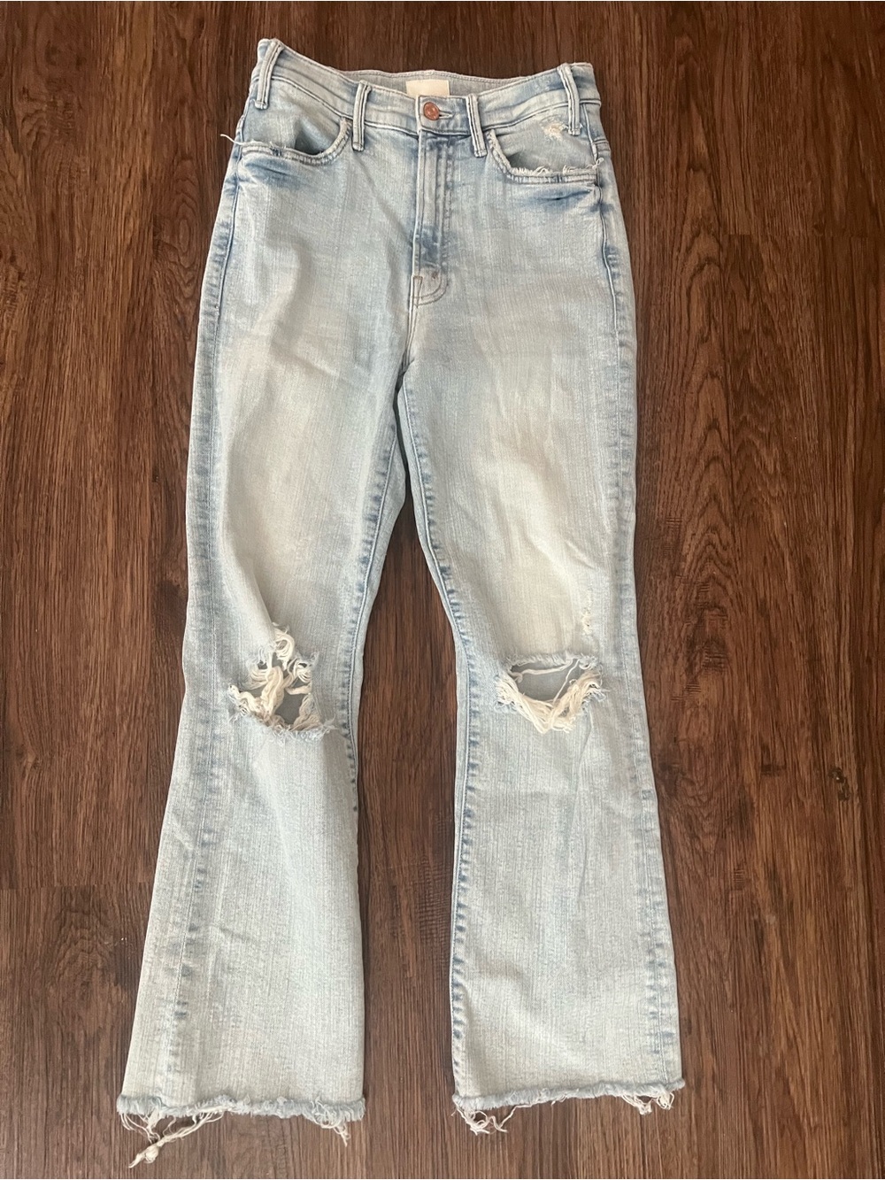 Light Wash Distressed Women's Jeans